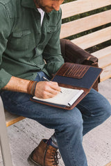 Maverick lederen A5 schrijfmap met rits en blocnote - P.W. Akkerman Den Haag