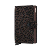 Secrid Miniwallet. Leo Brown