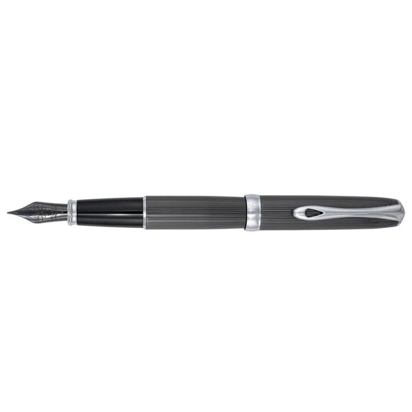 Diplomat Excellence A2 Guilloche Black Chrome CT vulpen