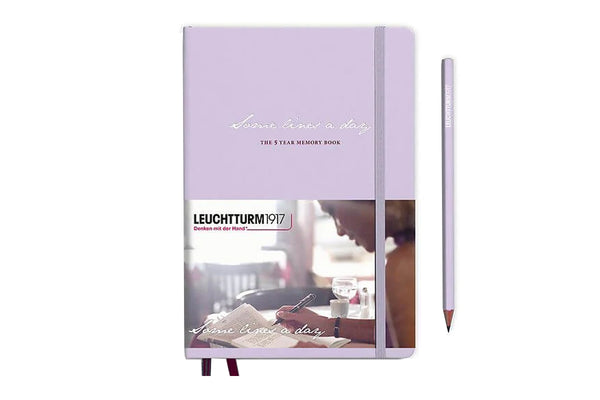 Leuchtturm1917 'The 5 year memory book' Lilac - P.W. Akkerman Den Haag